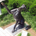 Hot Cast Menthod sitting dog on chair brass statue